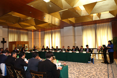 保護(hù)基金公司與加拿大投資者保護(hù)基金共同舉辦國際投資者保護(hù)基金會議（2012年5月·北京）